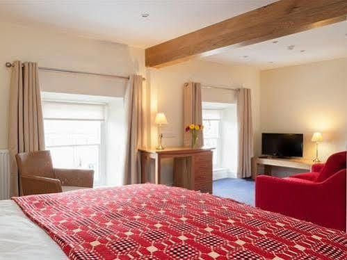 Y Talbot Hotel Tregaron